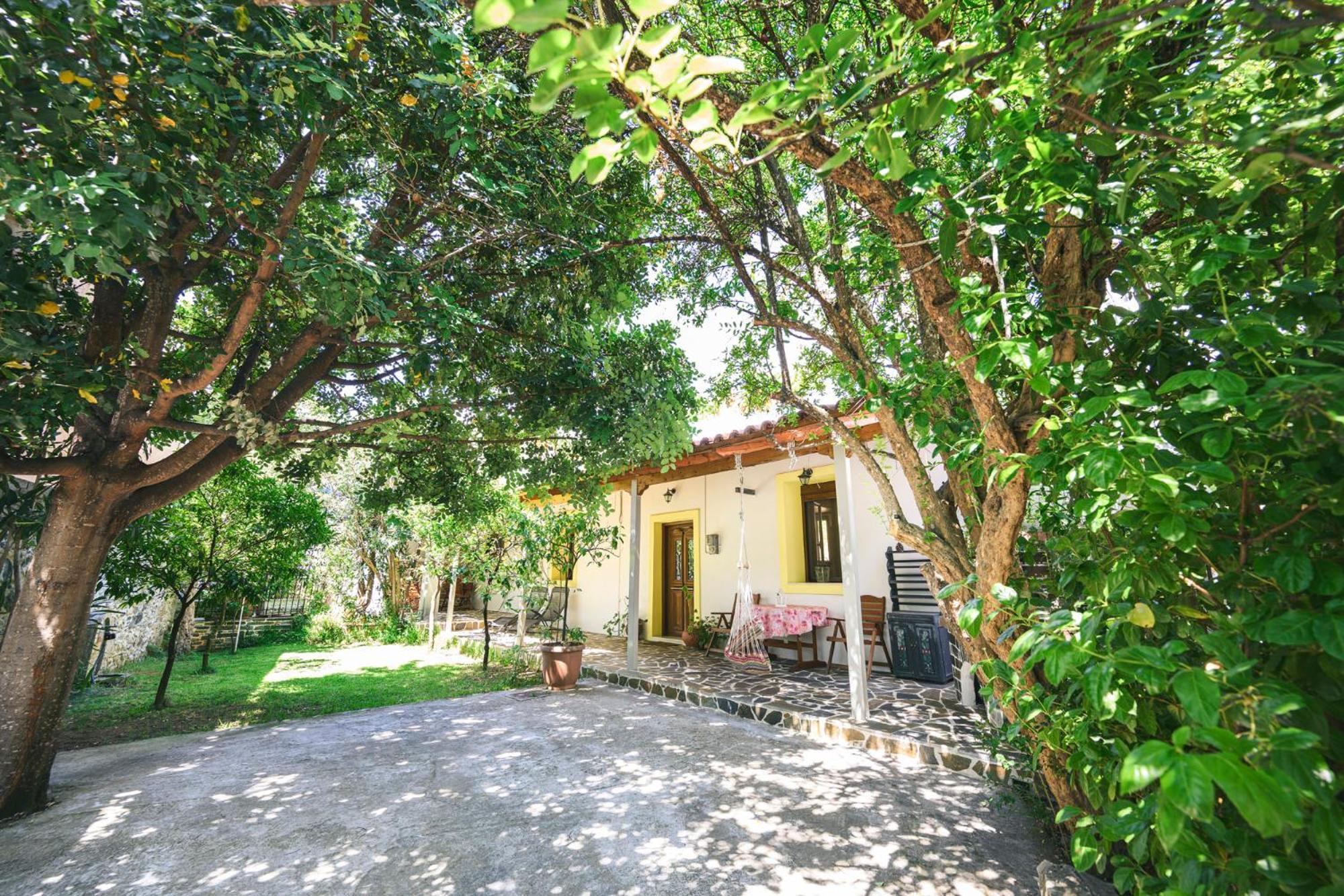 Small Villa Gerani Agios Vlasios  Екстер'єр фото